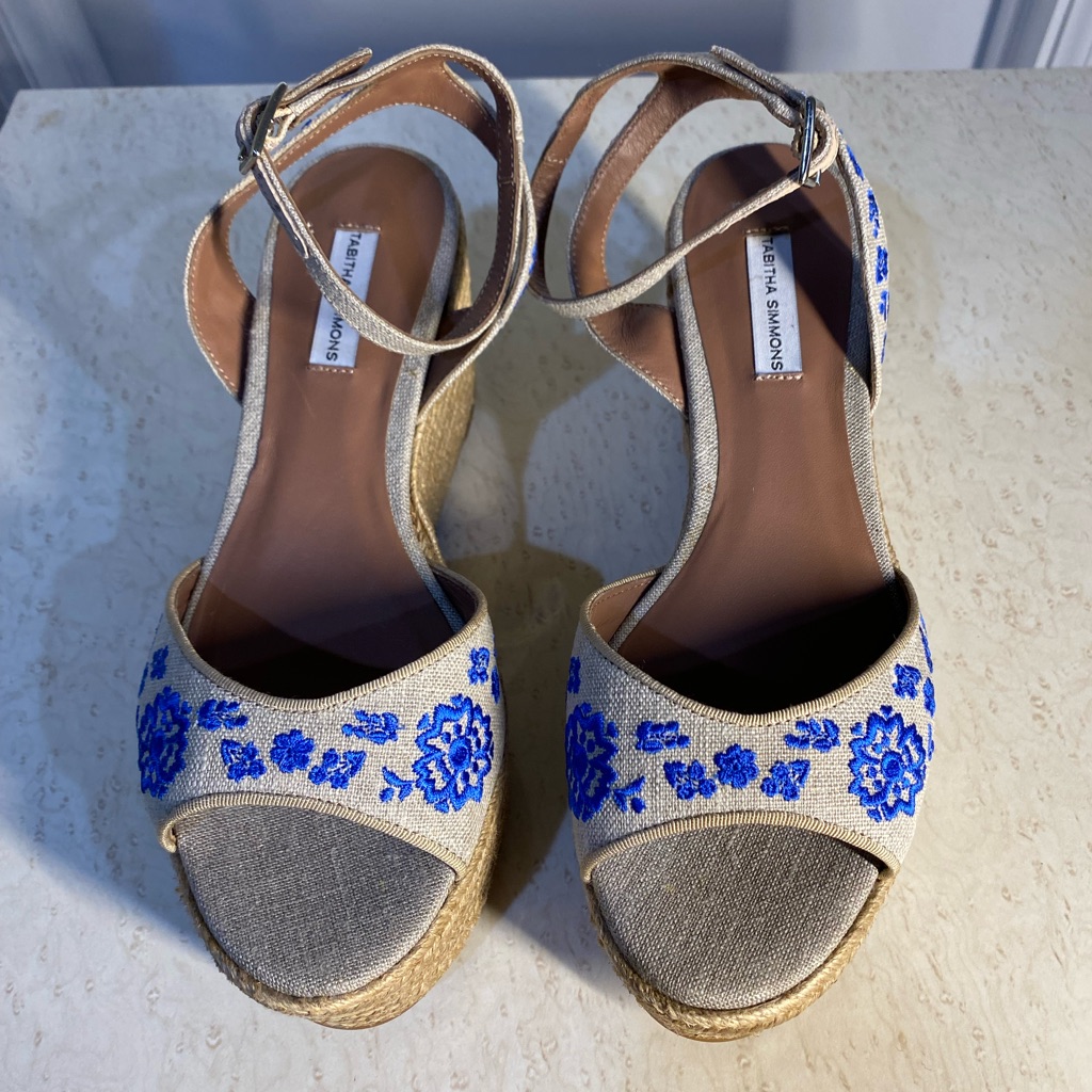 Tessa Festival Natural Linen/ Marine By Tabitha Simmons Size: 37b